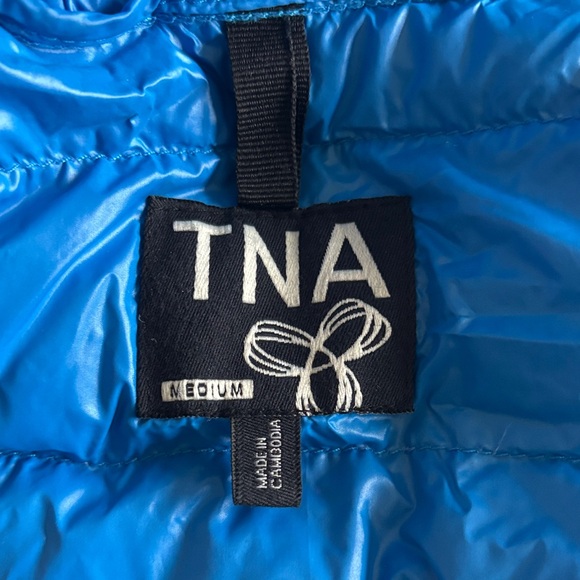 TNA Vibrant Blue Puffer Jacket - Picture 2 of 11